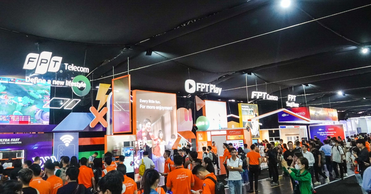 FPT Telecom 'xô đổ' kỷ lục doanh thu và lợi nhuận, cổ phiếu lập đỉnh 1 fpt telecom xo do ky luc doanh thu va loi nhuan co phieu lap dinh 65b4d06c3f5cd