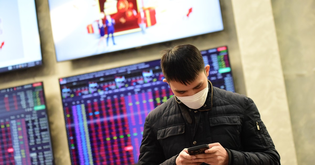 Giao dịch chứng khoán sáng 5/1: Thị trường xanh vỏ đỏ lòng 1 giao dich chung khoan sang 5 1 thi truong xanh vo do long 6597ddcee6de7