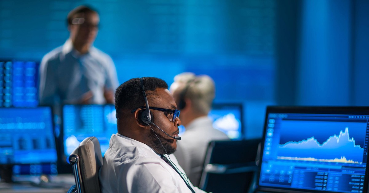 Gom mạnh cổ phiếu thép, khối ngoại nhanh chóng trở lại mua ròng 300 tỷ đồng trong phiên 26/1 1 gom manh co phieu thep khoi ngoai nhanh chong tro lai mua rong 300 ty dong trong phien 26 1 65b4a69e945ef