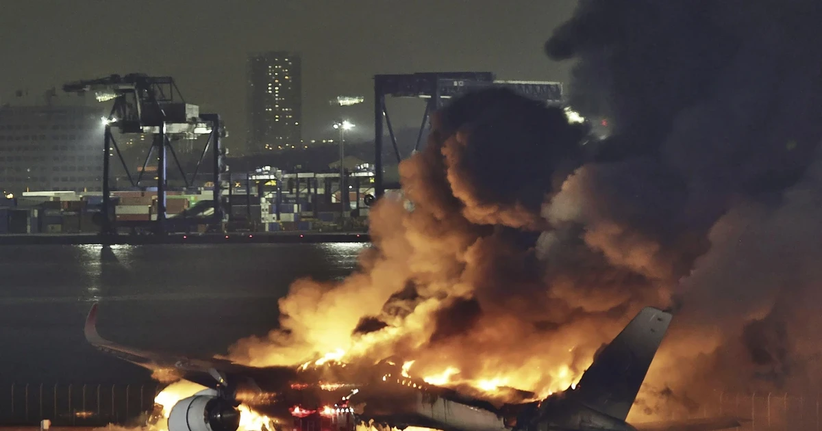 Japan Airlines thiệt hại hơn 100 triệu USD do tai nạn máy bay 1 japan airlines thiet hai hon 100 trieu usd do tai nan may bay 65968f63f0770