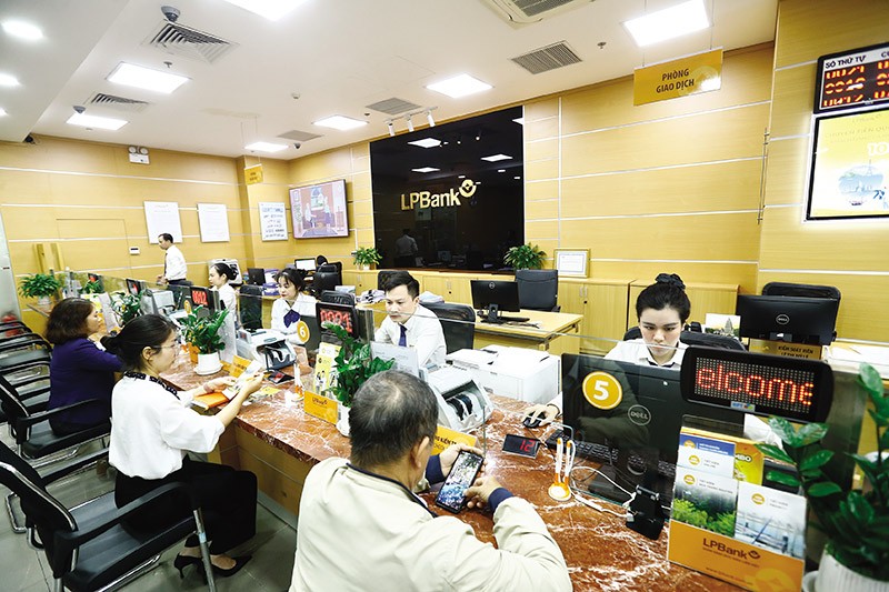 Ngân hàng đón làn sóng tăng vốn, cổ phiếu vua có còn hấp dẫn 2 ngan hang don lan song tang von co phieu vua co con hap dan 65ab344ce00c3