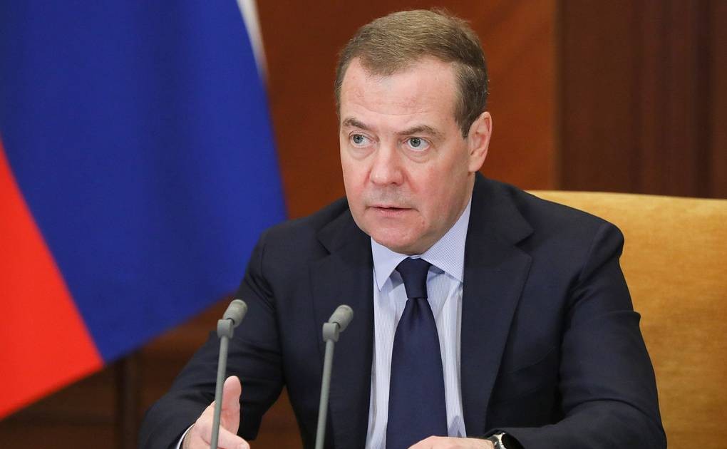 Ông Medvedev cảnh báo Ukraine về khả năng đáp trả hạt nhân 1 ong medvedev canh bao ukraine ve kha nang dap tra hat nhan 65a0a3c6be24c