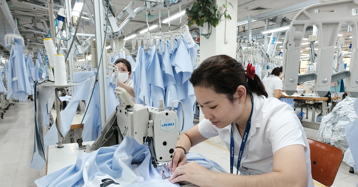 Tiếp thêm động lực tăng trưởng cho thị trường chứng khoán 2 tiep them dong luc tang truong cho thi truong chung khoan 65b249e349201