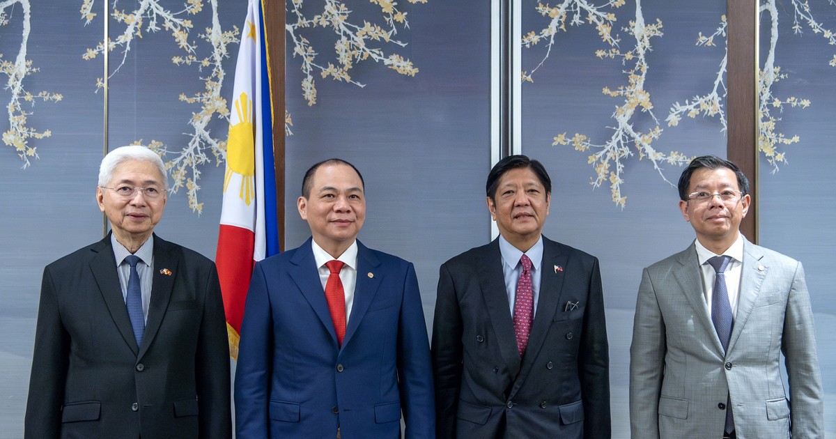 Tổng thống Philippines gặp riêng Chủ tịch Tập đoàn Vingroup 1 tong thong philippines gap rieng chu tich tap doan vingroup 65b870c8b248c