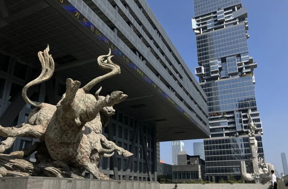 Trung Quốc đình chỉ cho vay cổ phiếu bị hạn chế để hỗ trợ thị trường chứng khoán 1 trung quoc dinh chi cho vay co phieu bi han che de ho tro thi truong chung khoan 65b773da8f40f