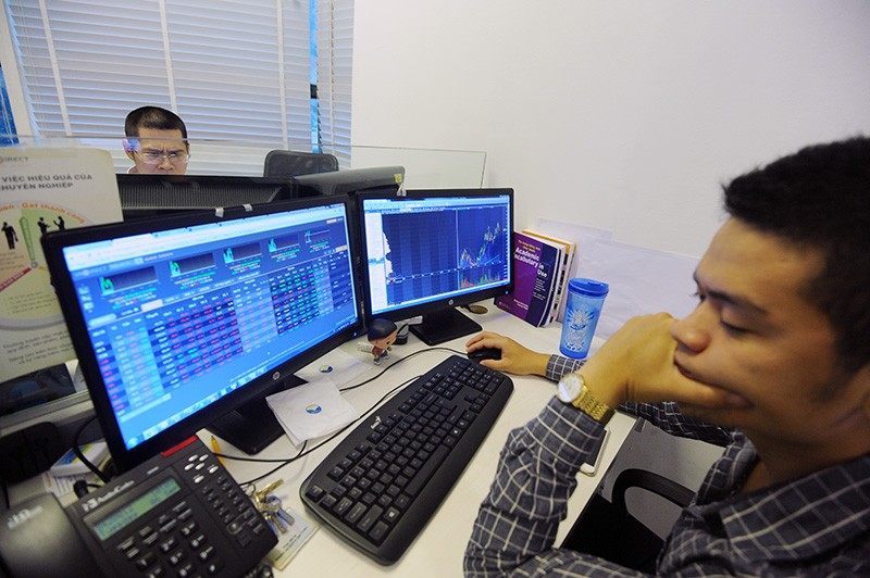 ap luc dieu chinh ngan han 65dc5dd3ac61e