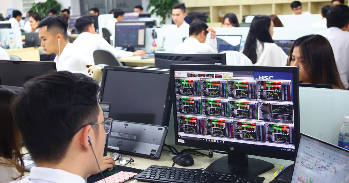 Chứng khoán sẽ “chuyển mình” 1 chung khoan se chuyen minh 65d490fd3adc0