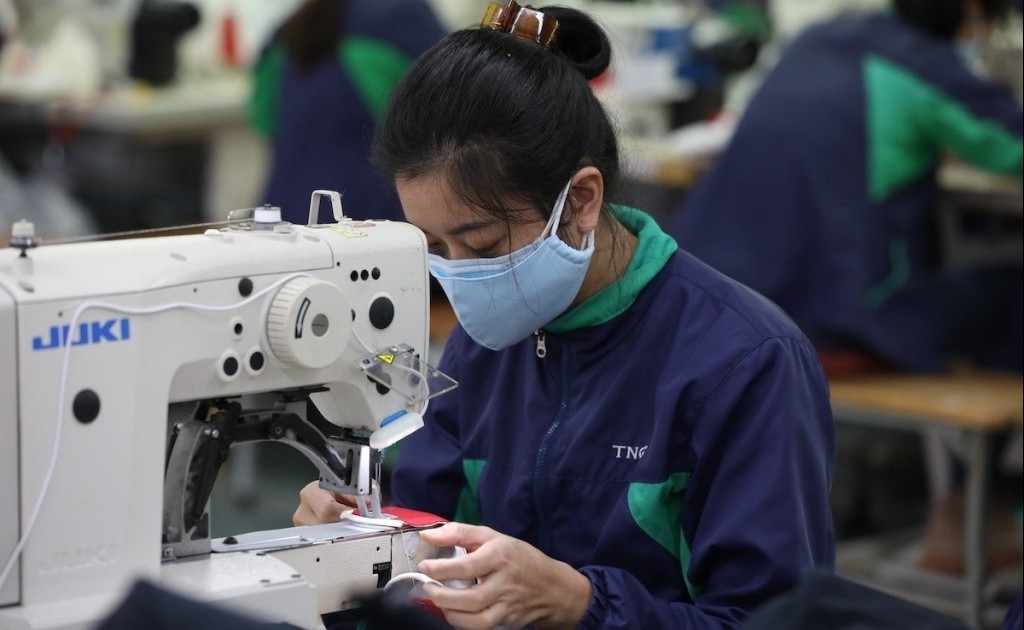 Dệt may TNG vượt khó, doanh thu trong tháng 1 tăng 31% 2 det may tng vuot kho doanh thu trong thang 1 tang 31 65c180c09c88f