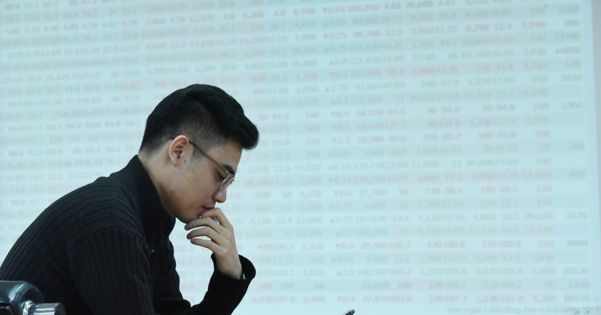 giao dich chung khoan sang 5 2 dong bank dan dat vn index van gap kho tai 1 180 diem 65c1731b6a1f2