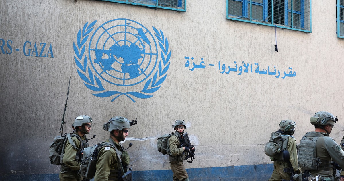 Israel tuyên bố phát hiện đường hầm Hamas dưới trụ sở của UNRWA 1 israel tuyen bo phat hien duong ham hamas duoi tru so cua unrwa 65c83ee06dc5a