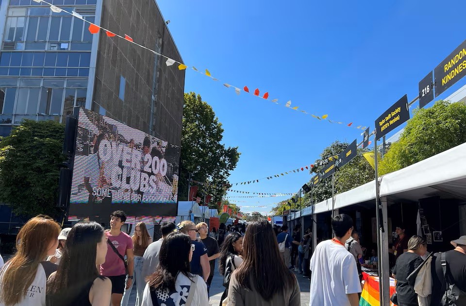 Australia thắt chặt thị thực du học vì làn sóng di cư kỷ lục 1 australia that chat thi thuc du hoc vi lan song di cu ky luc 65fbefa2d35b5