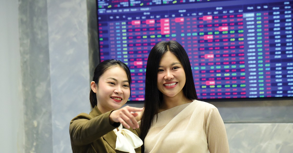 Chứng chỉ quỹ: Chậm mà chắc! 3 chung chi quy cham ma chac 65fd6f777e9d2