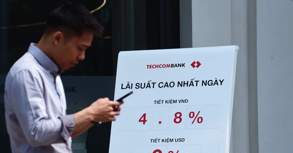 Dòng vốn dịch chuyển vào thị trường chứng khoán 1 dong von dich chuyen vao thi truong chung khoan 65f2f1bba3a11