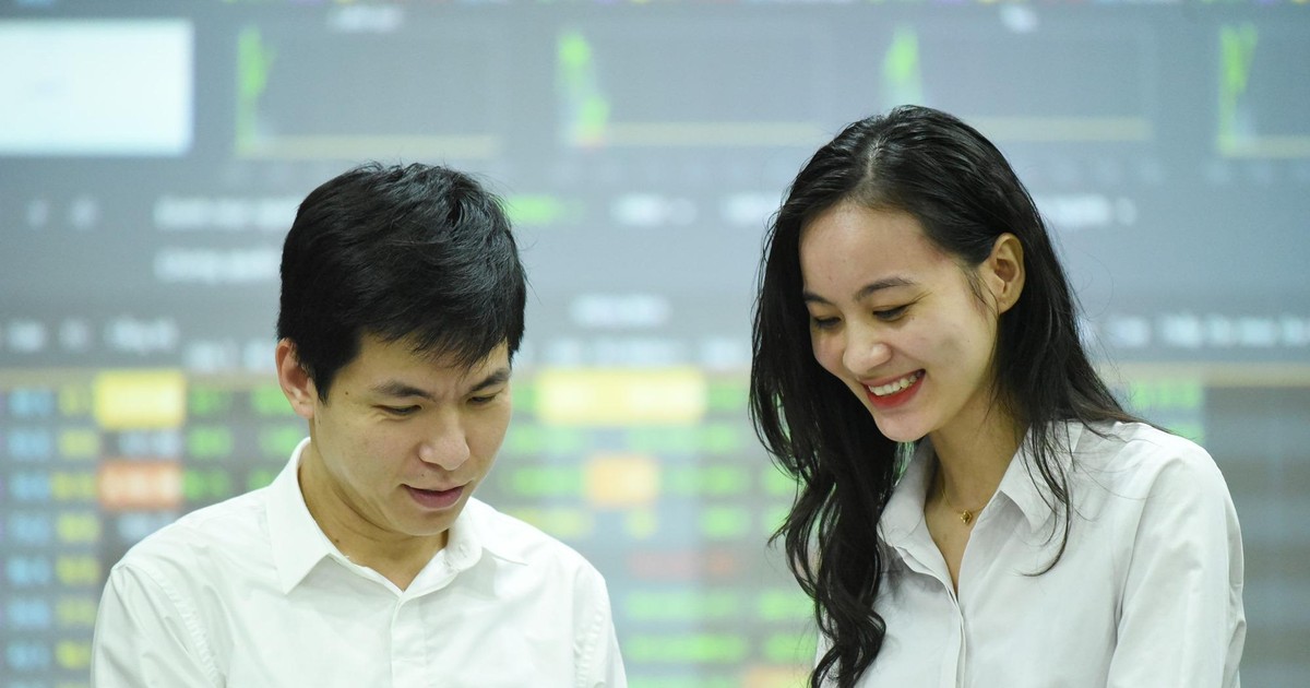 Giao dịch chứng khoán sáng 4/3: Cổ phiếu vừa và nhỏ bất động sản hút dòng tiền 1 giao dich chung khoan sang 4 3 co phieu vua va nho bat dong san hut dong tien 65e5b4e332950