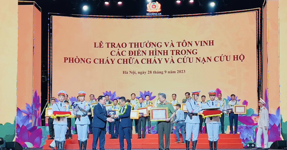 Sáng tạo trong xây dựng văn hóa doanh nghiệp tại PV Gas Cà Mau 1 sang tao trong xay dung van hoa doanh nghiep tai pv gas ca mau 65faa1ea29558