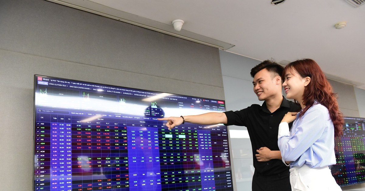 Thị trường chìm trong sắc đỏ, NVL và HPX vẫn tạo sóng lớn 2 thi truong chim trong sac do nvl va hpx van tao song lon 66021aaef3f1e