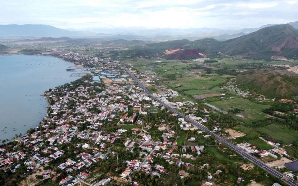 Viglacera được chấp thuận đầu tư khu công nghiệp Dốc Đá Trắng, Khánh Hòa 1 viglacera duoc chap thuan dau tu khu cong nghiep doc da trang khanh hoa 65f8453d34ed4