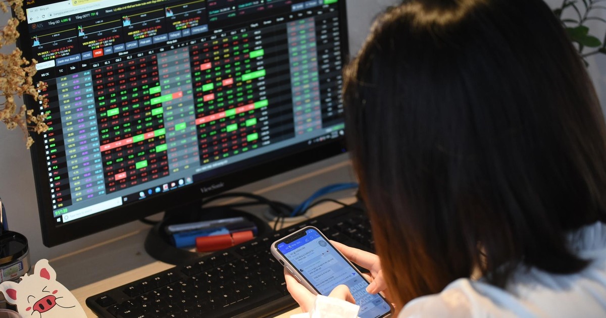 Áp lực điều chỉnh có thể đưa VN-Index về mức 1.200 điểm 2 ap luc dieu chinh co the dua vn index ve muc 1 200 diem 6613cb0c32f2a