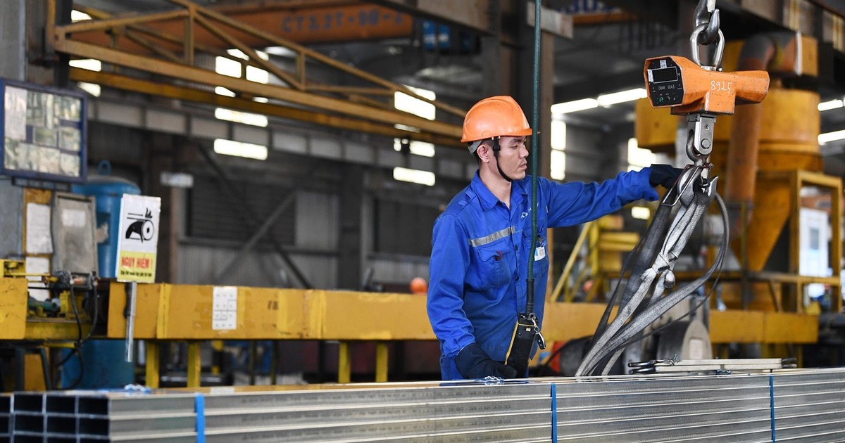 Cổ phiếu cần quan tâm ngày 17/4 1 co phieu can quan tam ngay 17 4 661f622b4f378