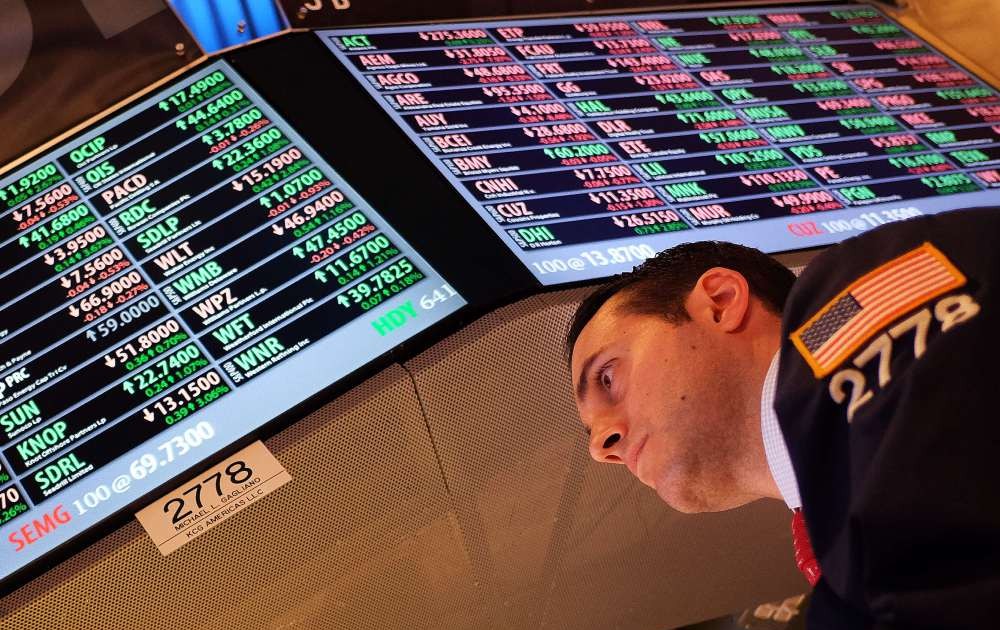 gioi dau tu xa manh co phieu khi loi suat trai phieu my leo cao 660d335c67ade