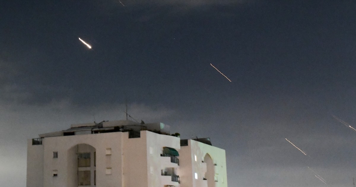 Israel xác nhận 'thiệt hại nhẹ' trong cuộc không kích của Iran 1 israel xac nhan thiet hai nhe trong cuoc khong kich cua iran 661b628a77a23