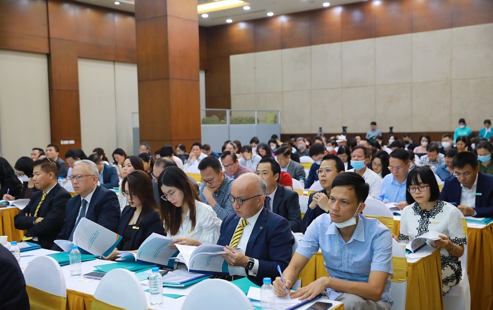 Mùa đại hội cổ đông, mùa tái cấu trúc doanh nghiệp! 1 mua dai hoi co dong mua tai cau truc doanh nghiep 6622598f83a43