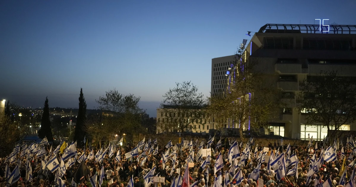 Người Israel biểu tình kêu gọi đẩy nhanh việc giải phóng con tin 1 nguoi israel bieu tinh keu goi day nhanh viec giai phong con tin 660a22de92cc2