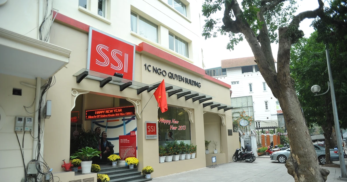 SSI có quý lãi cao nhất 2 năm, 'ôm' loạt cổ phiếu bluechip 1 ssi co quy lai cao nhat 2 nam om loat co phieu bluechip 662131b73f096