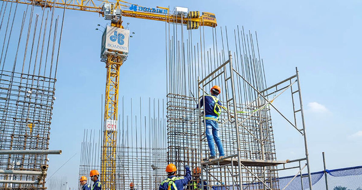 Xây dựng Hòa Bình nói gì khi bị kiểm toán nghi ngờ khả năng hoạt động 1 xay dung hoa binh noi gi khi bi kiem toan nghi ngo kha nang hoat dong 660a2d95c73b7